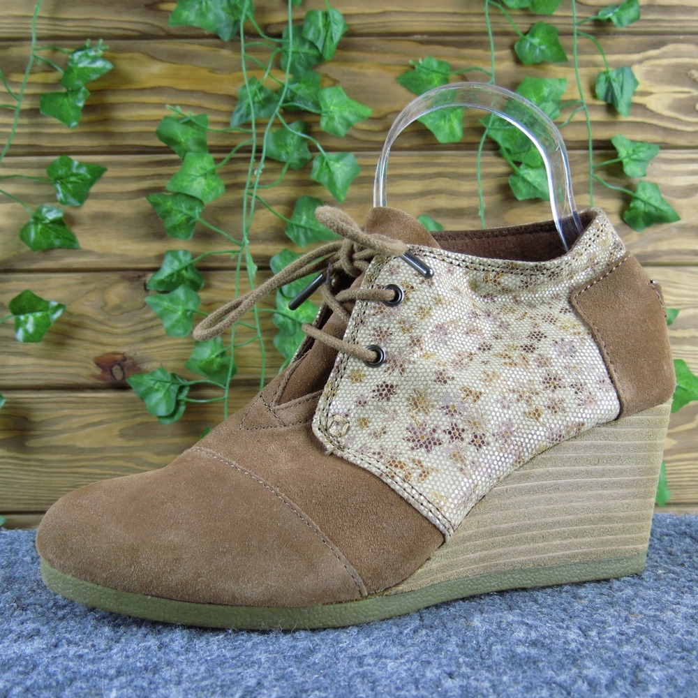 TOMS Desert‎ Women's Brown Floral Lace Up Wedge Booties Ankle Boots Shoes 6